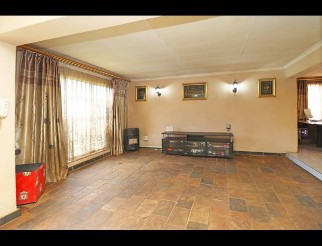 3 BEDROOM HOUSE FOR SALE IN ALLEN'S NEK